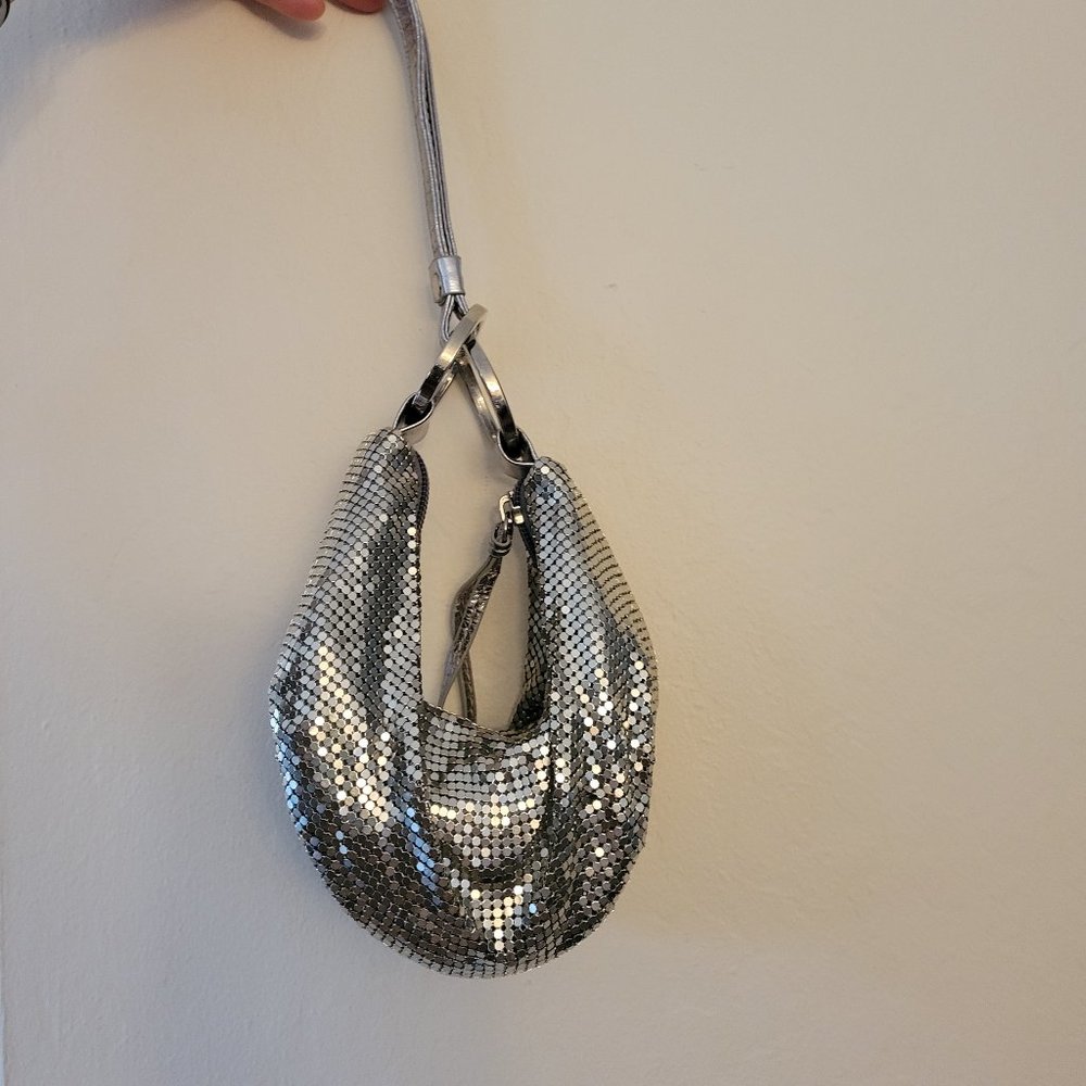 Bebe silver metallic mesh wristlet bag - vintage